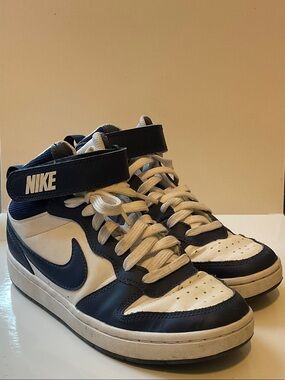 Nike High-Top Sneakers in Navy and White with Strap